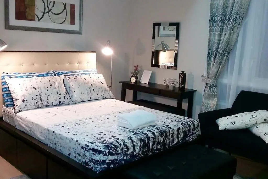 Apartment Condotel At 150 Newport Blvd. Near Naia T3 W/ Wifi Manila